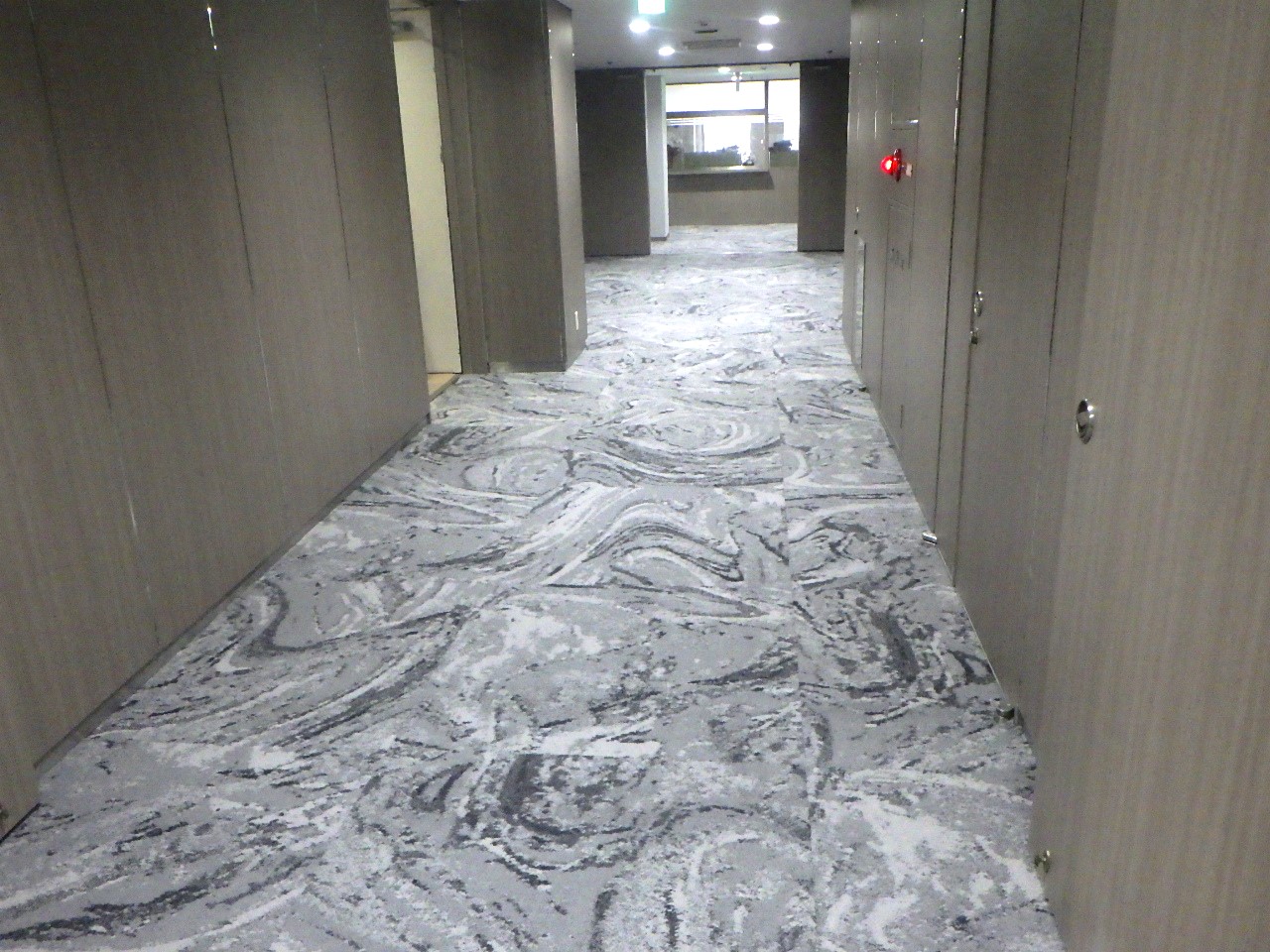 名古屋の内装工事と店舗区画改修の施工現場